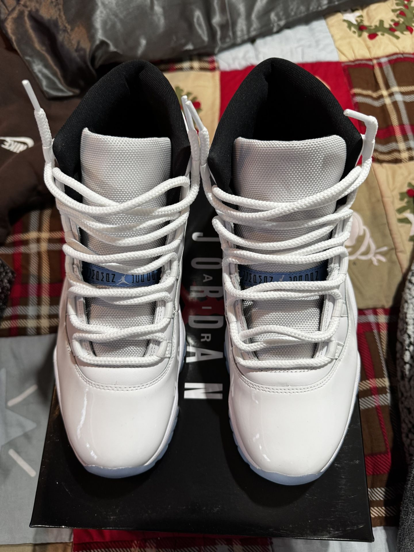 Air Jordan 11 Retro Legend Blue