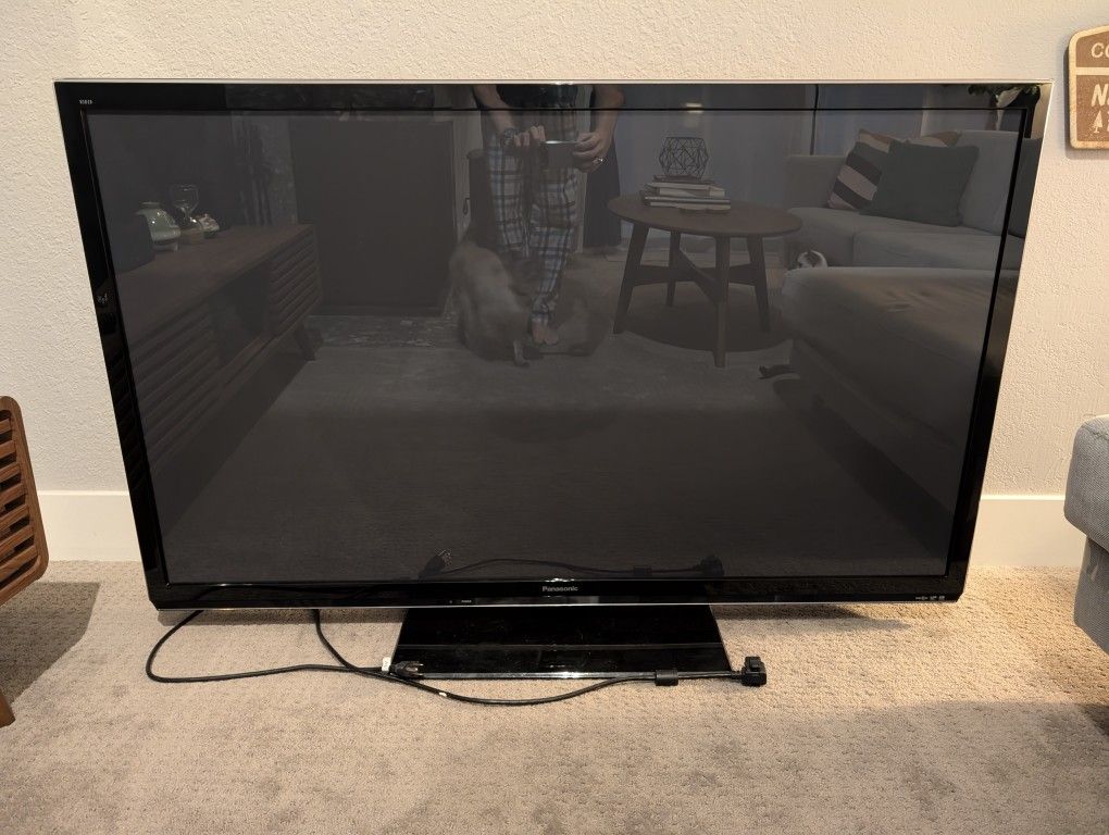 55" Panasonic 2012 Plasma TV 1080p 3D