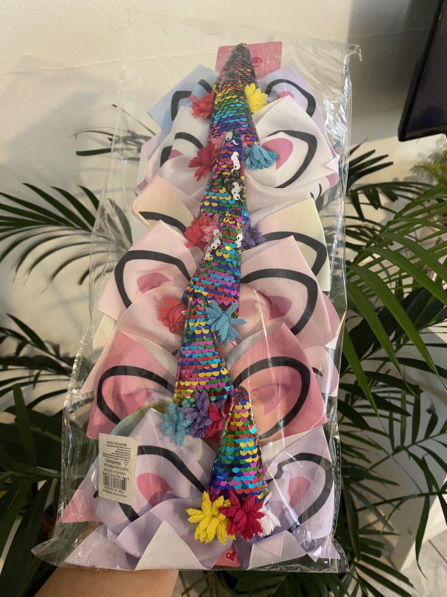 Pack Of Unicorn Bows 