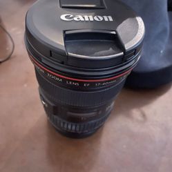 Canon 17-40mm Wide Angle Lens
