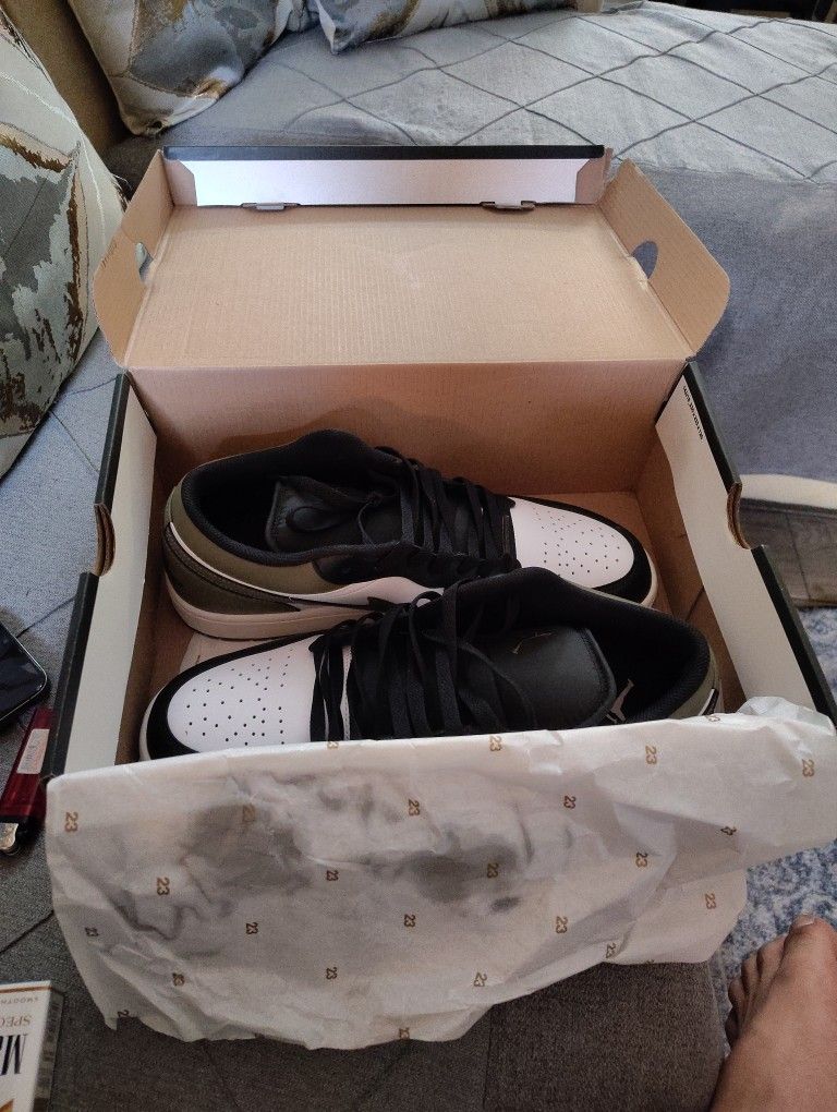 Air Jordan 1 Low $550 Flat No Tax