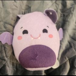 5 inch purple and pink bat squishmallow #squishmallow #plushie