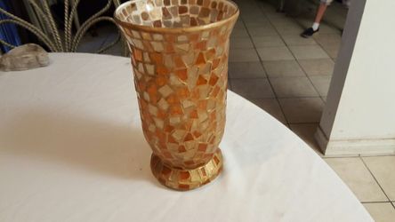 Candle holder