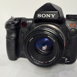 SONY a850 Full-Frame Pro DSLR Still Camera + Prime Lens & Accessories