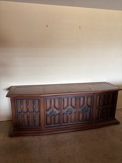 Vintage RCA Stereo Console / Record Player – $30