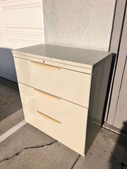 Free Cabinet