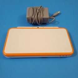 Nintendo 2DS XL