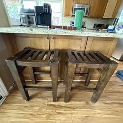Bar stools  - pick up Saturday April 18 between 7-11 am ONLY