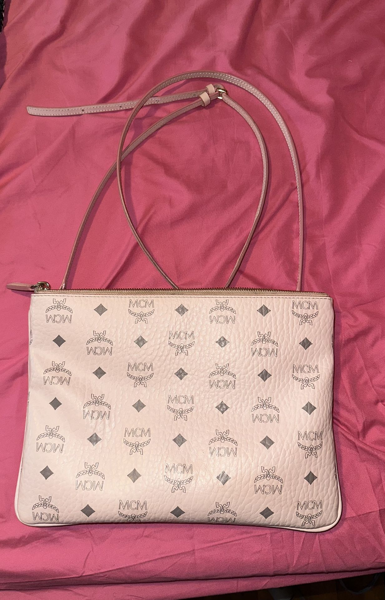 MCM Aren Visetos Medium Pouch—Soft Pink