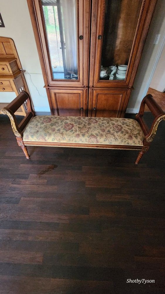 Ottoman Chair Designer