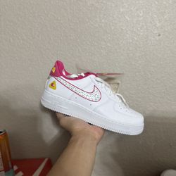 DS Nike Air Force 1 Low '07 LX Dragon Fruit size 8.5W 7M