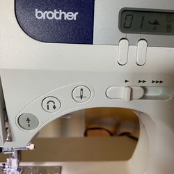 Brother CS 6000i Sewing Machine Like New