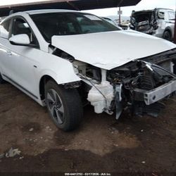 2018 Hyundai Ioniq Hybrid Parting Out!! Parts Only!! Wrecked!!
