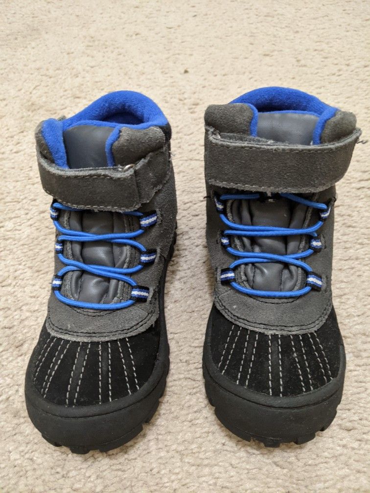 Boys Size 9 Snow Boots