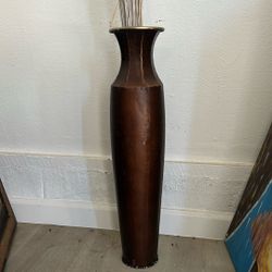 Beautiful Decor Vase with arrangement 