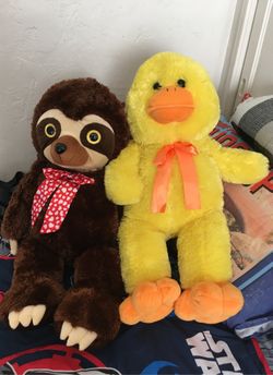 Two cute bears