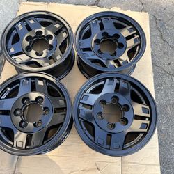 Black powdercoated Classic 6 lug stock 15x7 aluminum Toyota 4x4 rims 