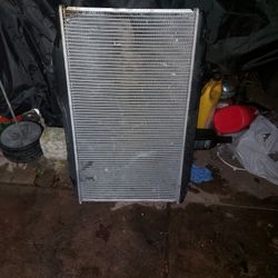 Vendo rallador con ventiladores para un honda sívi2007