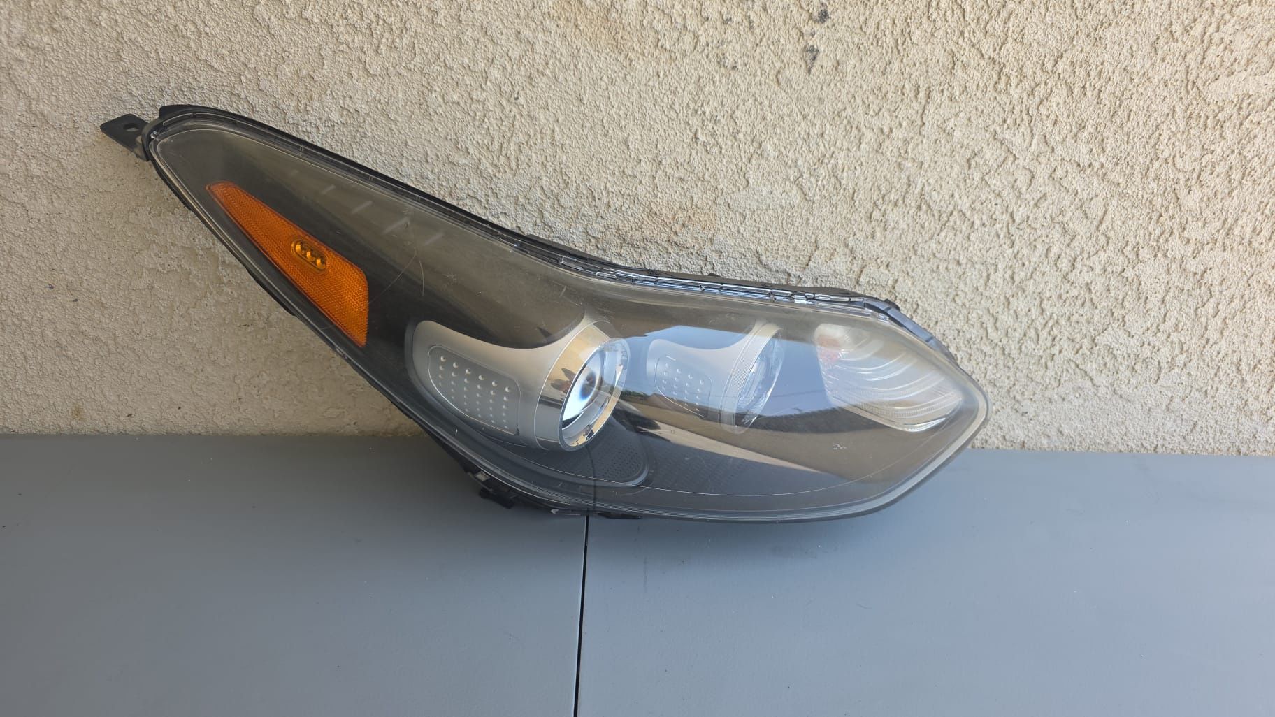 Kia Sportage Right Side Headlight 2017-2019