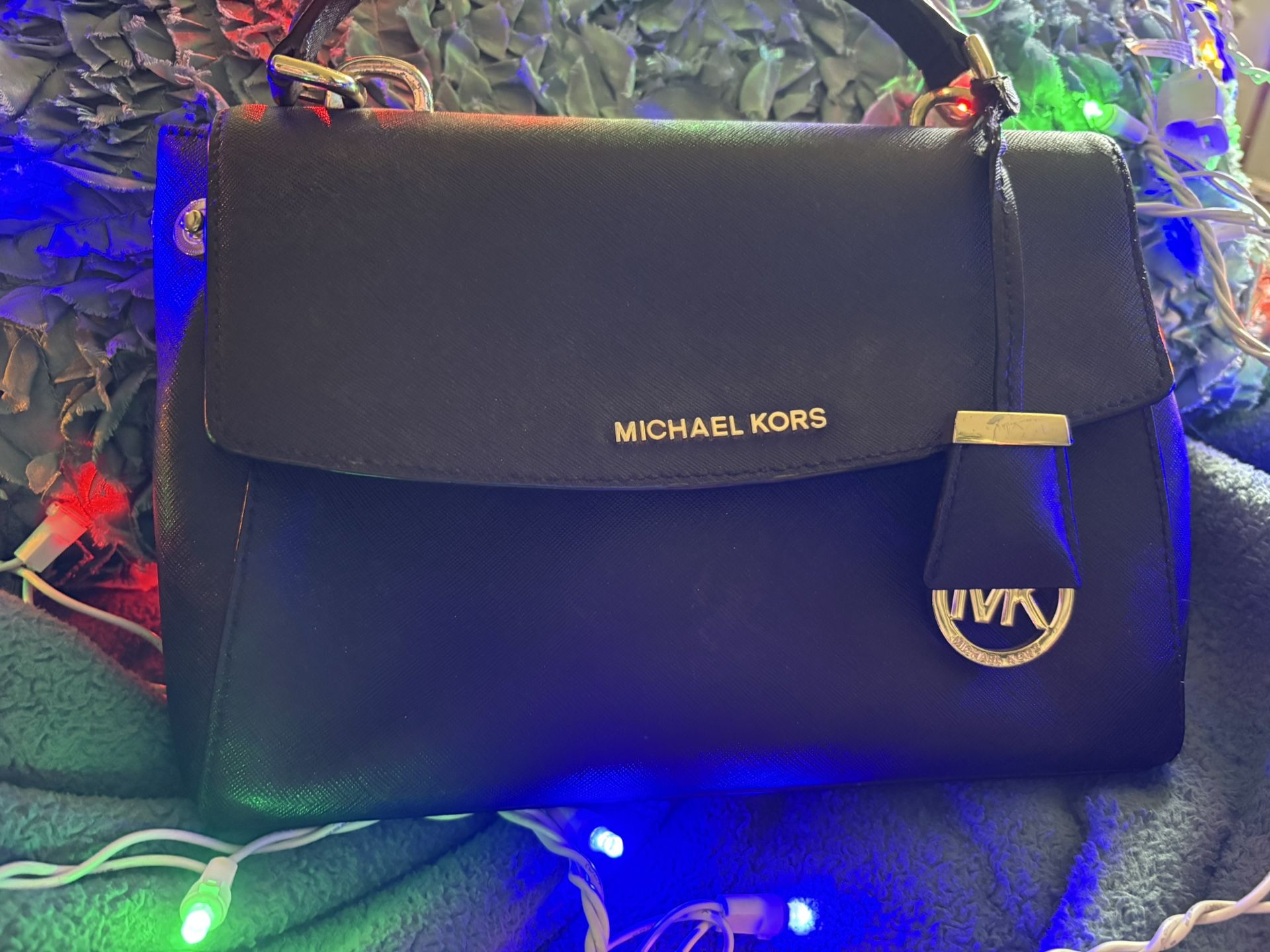 Michael Kors Ava Medium Saffiano Black Leather
