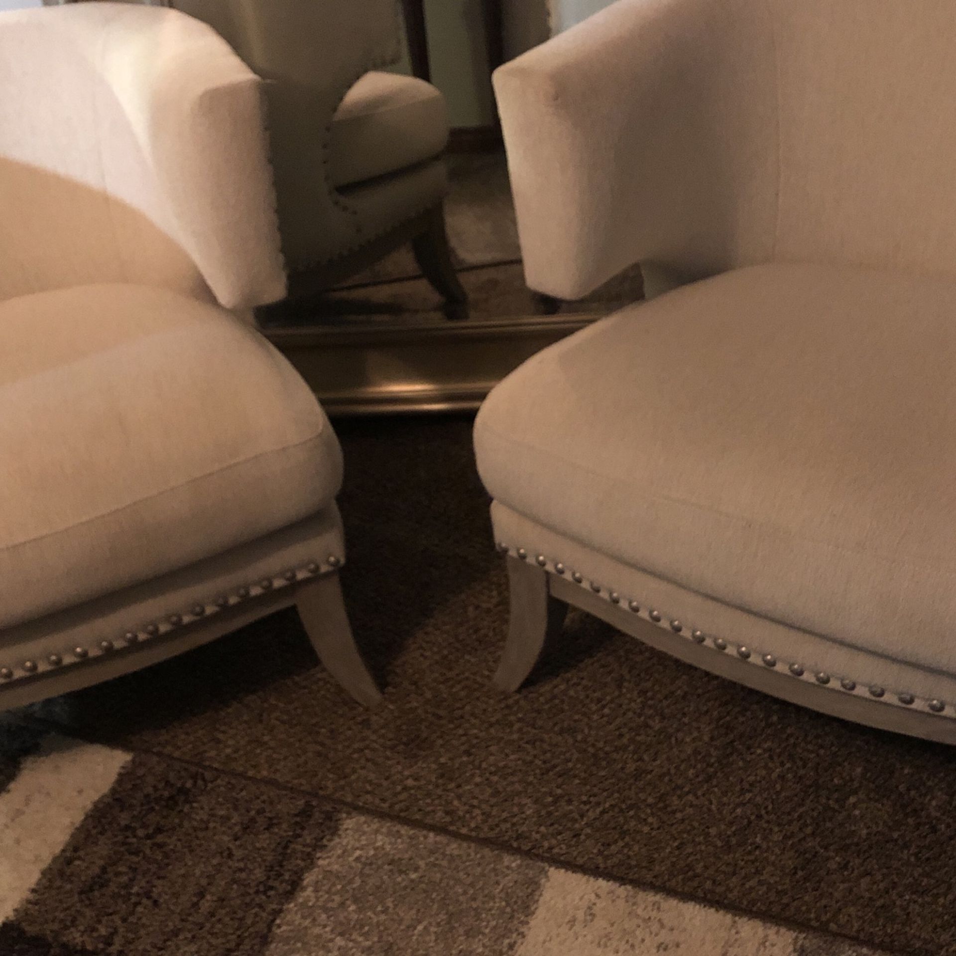 Beautiful White Accent Chairs 