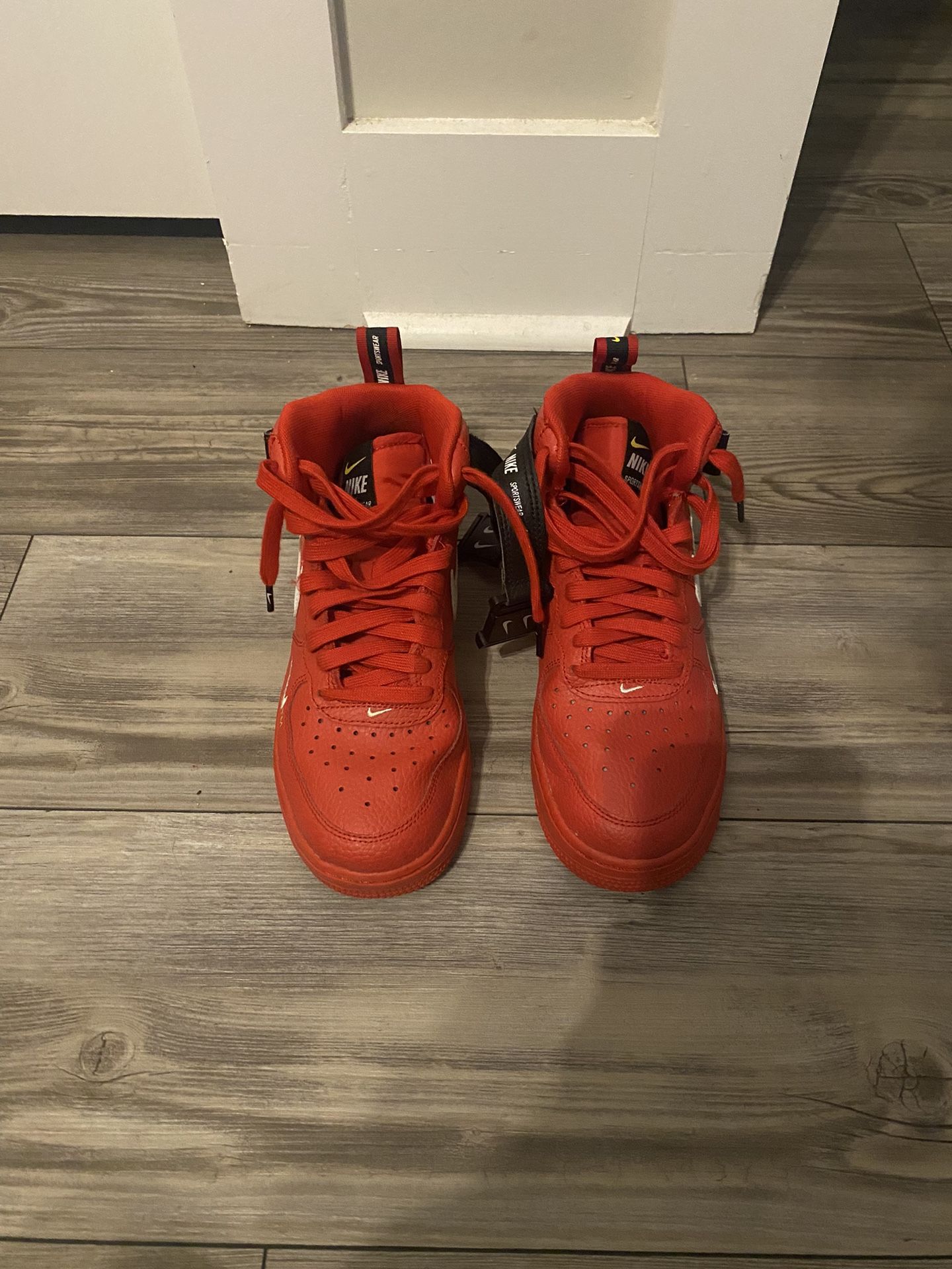 Nike Air Force 1 Mid Utility (Best offer)