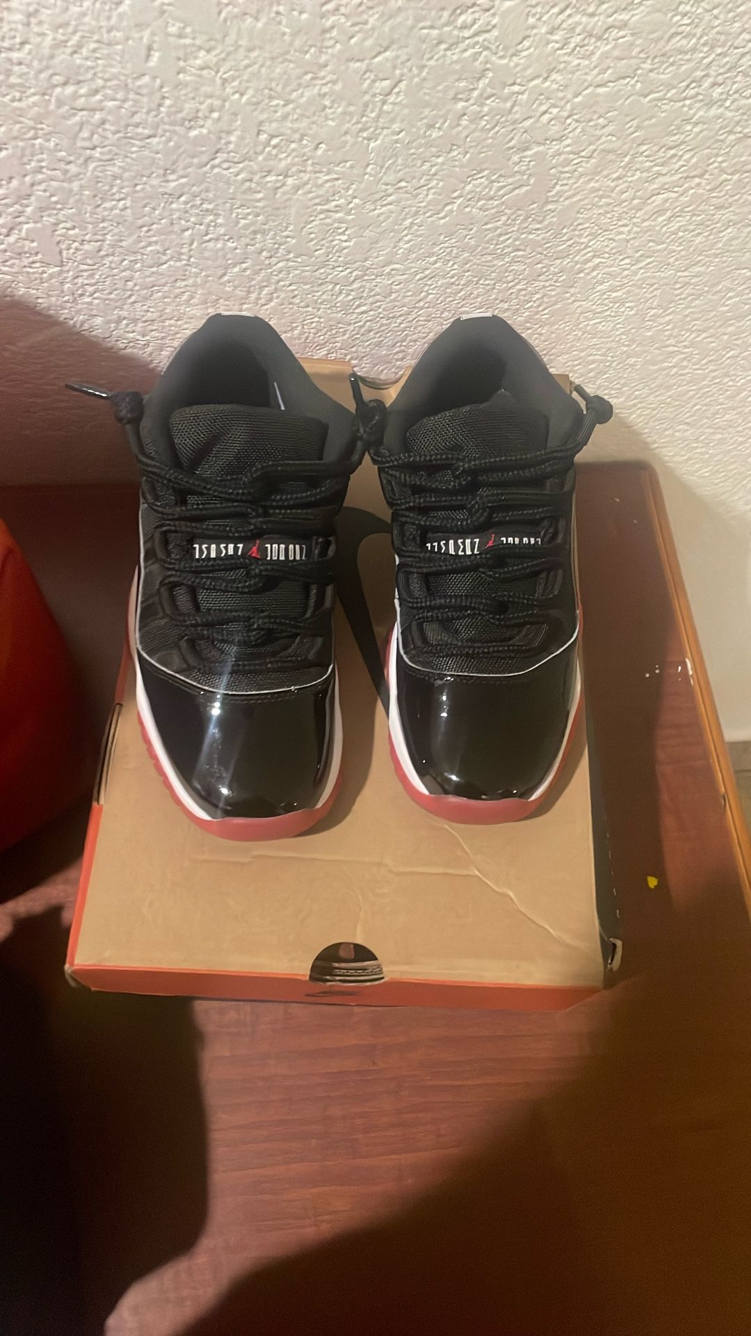 Jordan 11 Breds Lows Size 5 GS