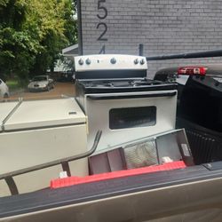 WORKING STOVE & FRIDGE 💎 DELIVERY AVAILABLE 