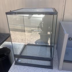 Reptile Enclosure 18x24