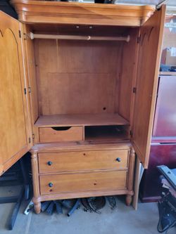 Armoire