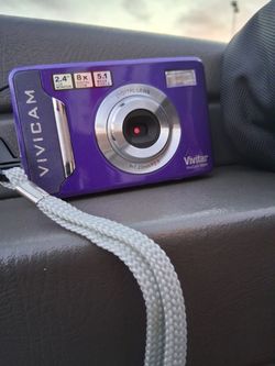 Vintage Purple Vivitar ViviCam 5024 Digital Camera (Y2K Aesthetic)