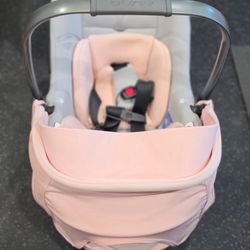 Nuna Infant Car seat With Base