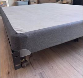 Queen Box Spring & Bed w Wheels