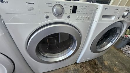 Lg Washer And Dryer Set 