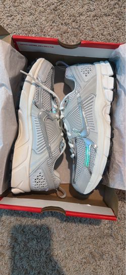 Nike Vomero 5