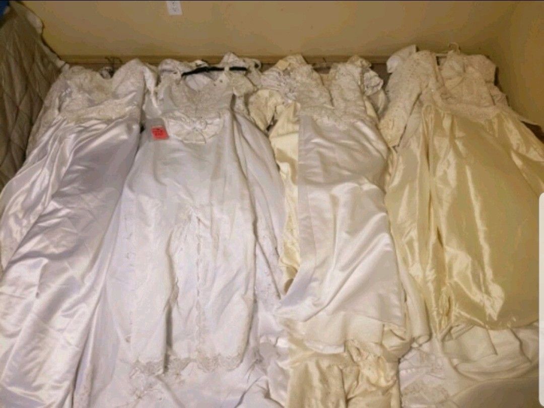 White/Cream Wedding Dresses, sizes 6-18. 19 total dresses