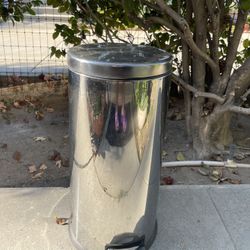 Trash Can ( Stainless) 