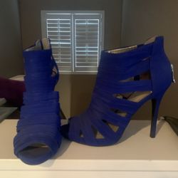 Blue Heels 