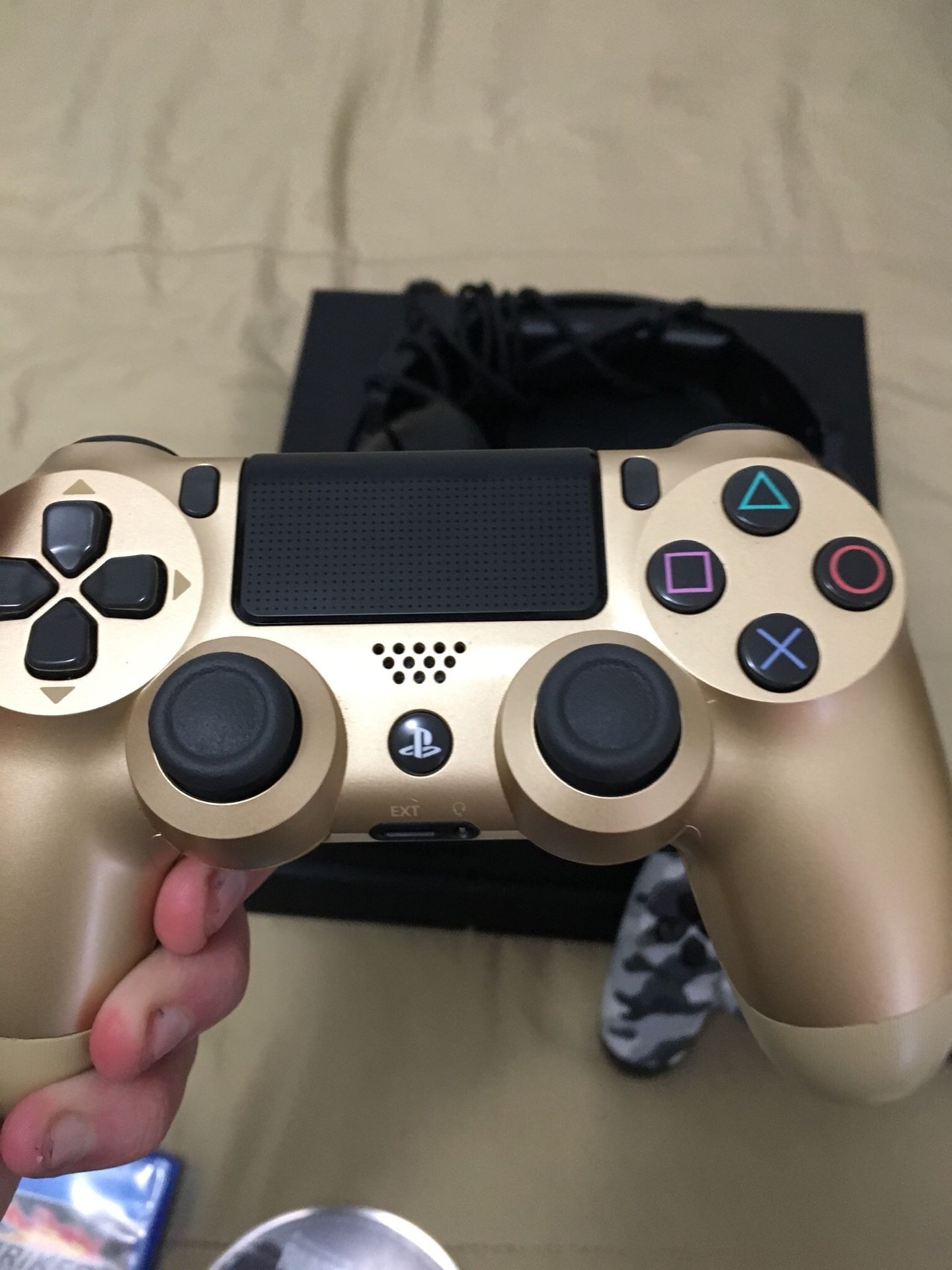 PS4