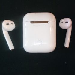Apple Airpods 2nd Generation With Mag Safe Case