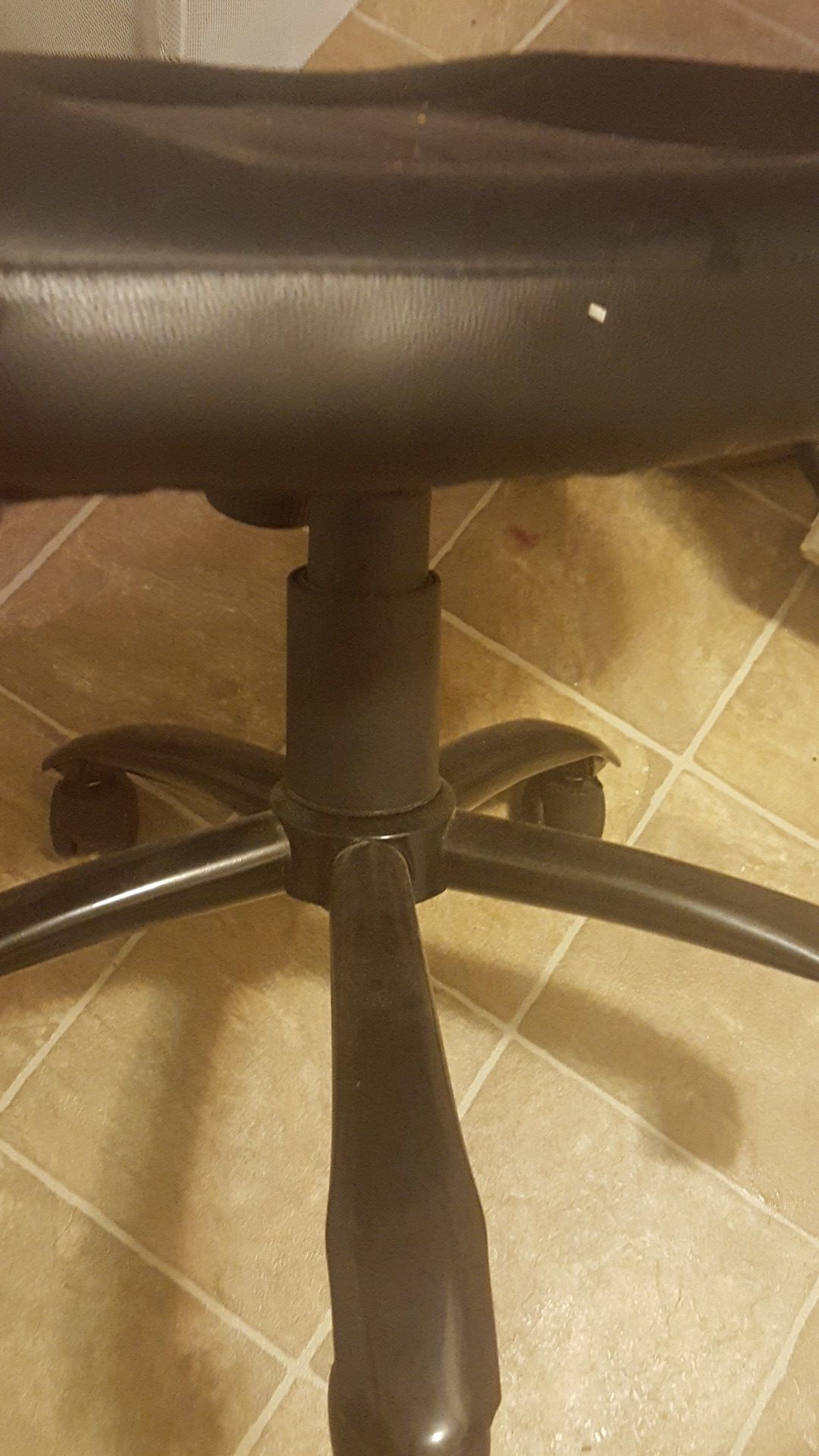 Basic Computer Chair No Arms