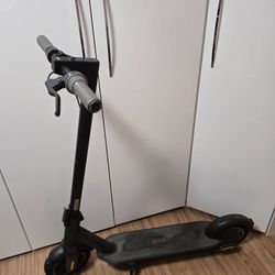 Segway Ninebot MAX G30P Electric Scooter