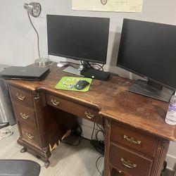Free Desk 