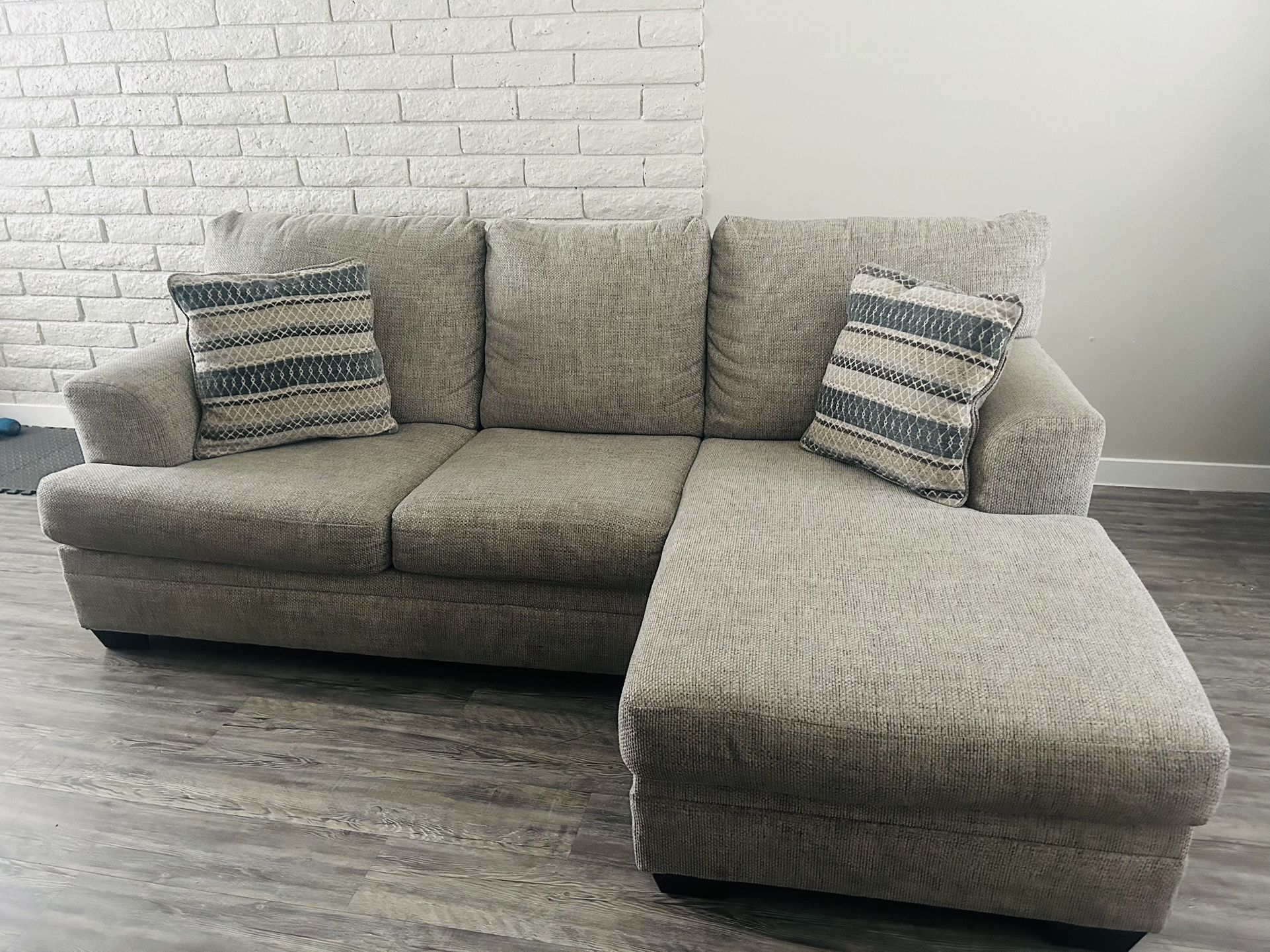 Sectional couch