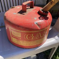Vintage Sears Craftsman 2.5 Gallon Pre Ban Vented Galvanized Metal Gas Can