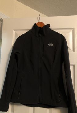 Great condition The North Face jacket waterproof jacket s/p