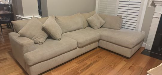 Couch with Chaise lounge
