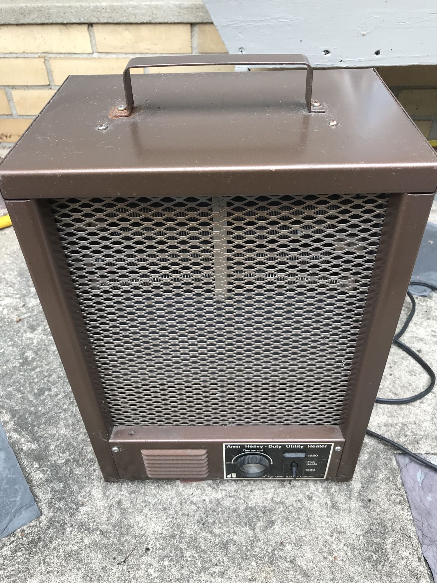 Arvin heavy duty utility heater for Sale in Allentown, PA - OfferUp