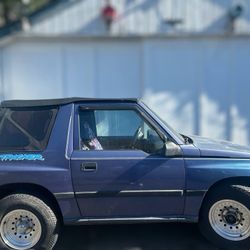 1996 GEO tracker 