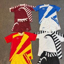 Genetic Uniformes For Soccer Teams 